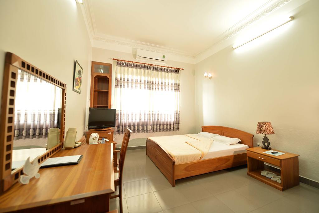 Hoa Binh 2 Hotel Long Xuyên Extérieur photo