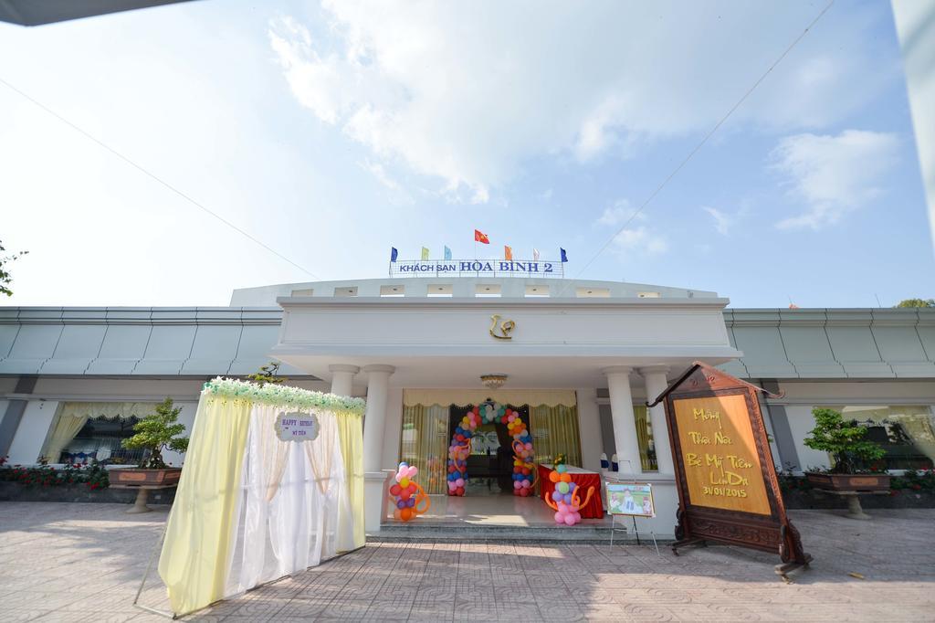 Hoa Binh 2 Hotel Long Xuyên Extérieur photo