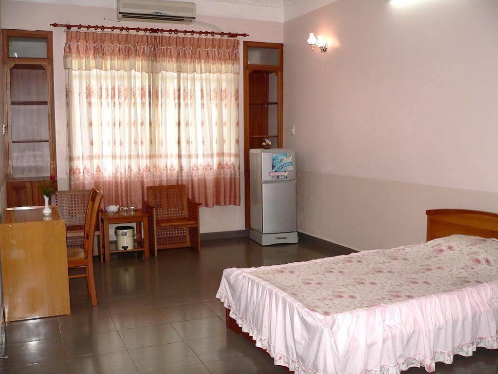 Hoa Binh 2 Hotel Long Xuyên Extérieur photo